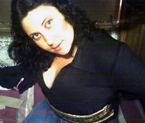 Date this delightful Brazil girl Angela from MANDAGUARI B4619