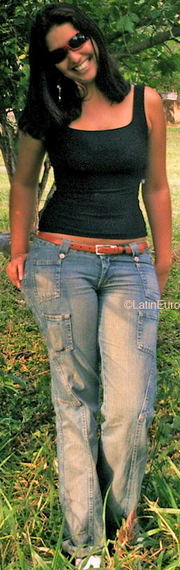 Date this good-looking Brazil girl Karine from TRES RIOS B4767