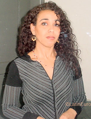 Date this happy Brazil girl Tania from SAO PAULO B4800