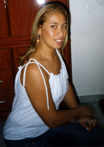 Date this tall Brazil girl Graciela from SAO PAULO B4822