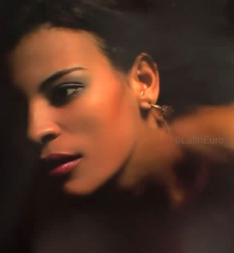 Date this happy Brazil girl Lucimara from VITORIA B4828