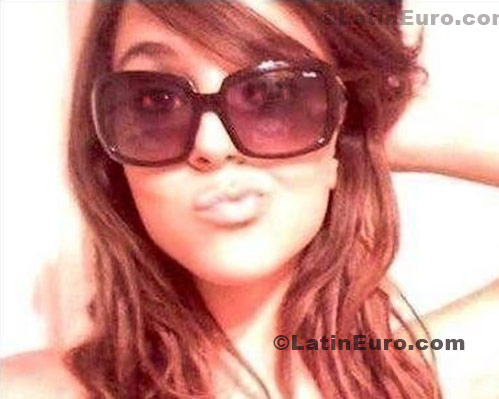 Date this attractive Brazil girl Juliele-Brazili from Shego B488
