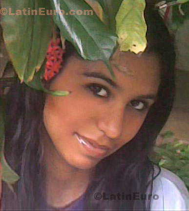 Date this charming Brazil girl Lucy from Fortaleza B492