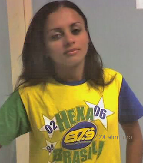 Date this foxy Brazil girl Nevinha from PARNAMIRIM B5008