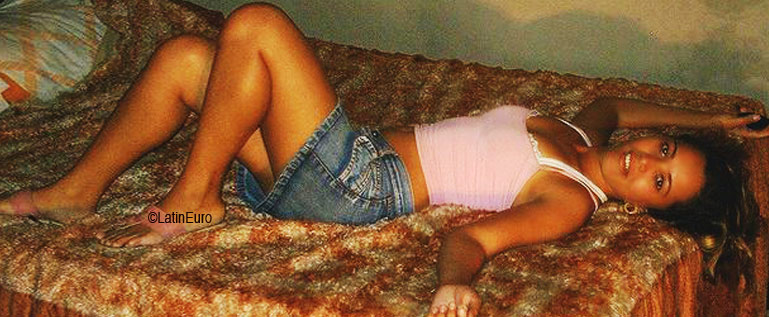 Date this nice looking Brazil girl Andressa- from PORTO FELIZ B5033