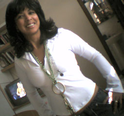 Date this hot Brazil girl Laurinda from Eunapolis BR9713
