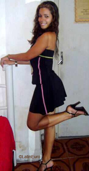 Date this beautiful Brazil girl Priscila from RIO DE JANEIRO B5183