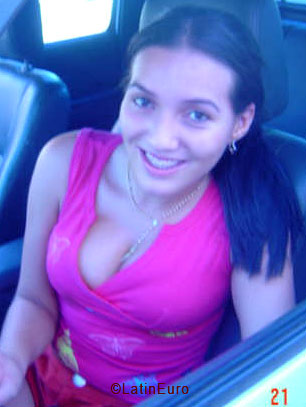 Date this young Brazil girl Ana from RONDONOPOLIS B5417