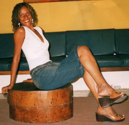 Date this passionate Brazil girl Elizabeth from RIO DE JANEIRO B5454