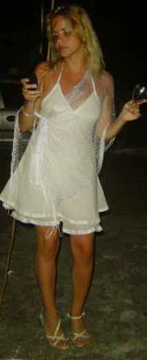 Date this voluptuous Brazil girl Bianca from RIO DE JANEIRO B5545