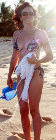 Date this voluptuous Brazil girl Marta from GOIANIA B5634