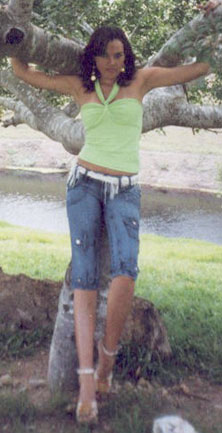 Date this delightful Brazil girl Cristiane from SALVADOR B5656