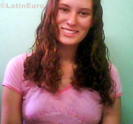Date this beautiful Brazil girl Vanderleia from Toledo B572