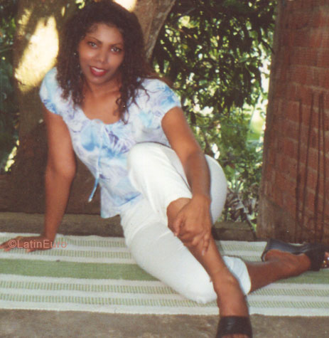 Date this beautiful Brazil girl Marilucia from SALVADOR B5767