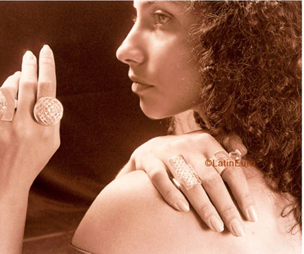 Date this athletic Brazil girl Marilei from SAO PAULO B5783