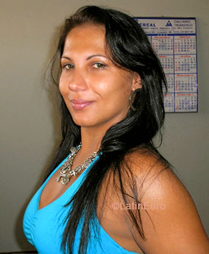 Date this sensual Brazil girl Marcela from PATROCINIO B5862
