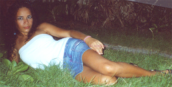 Date this sensual Brazil girl Francisca from FORTALEZA B5914