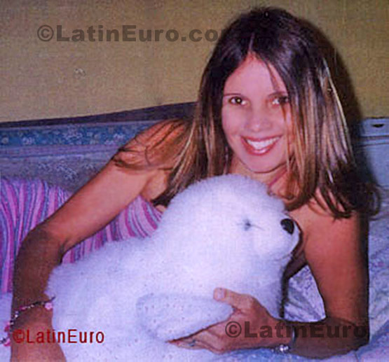 Date this pretty Brazil girl Liliana from Belo Horizonte B592