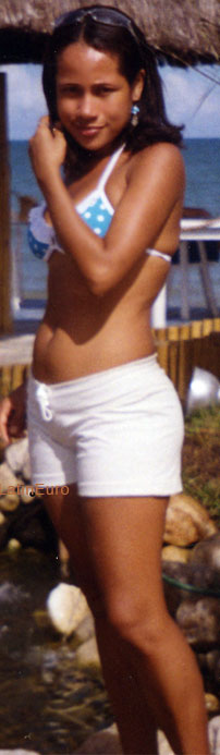 Date this happy Brazil girl Silmara from ITABUNA B5933