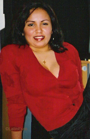 Date this delightful Brazil girl Sara from CAUCAIA B6039