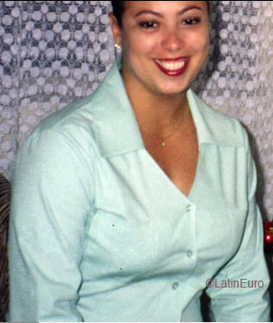 Date this hot Brazil girl Cristiane from RIO DE JANEIRO B6163