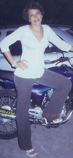 Date this hot Brazil girl Andreia from RIO DE JANEIRO B6169