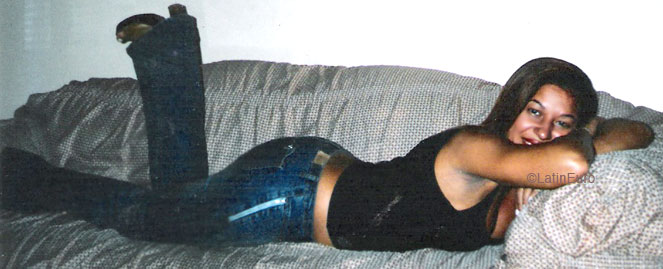 Date this fun Brazil girl Andrea from CUIABA B6284
