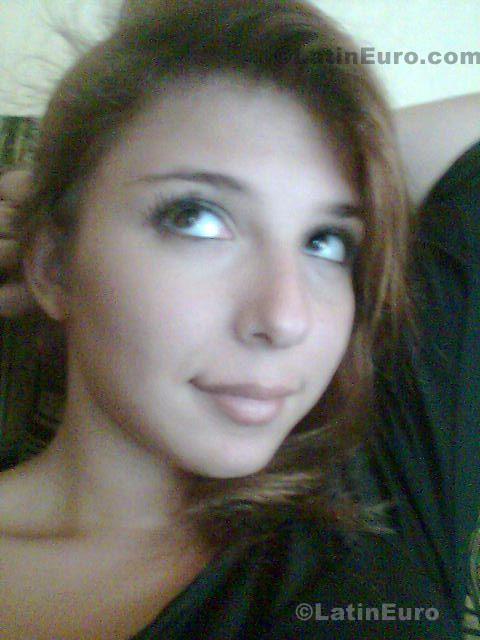 Date this sensual Brazil girl Jeniffer from Rio de Janeiro B629
