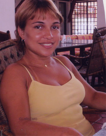 Date this sensual Brazil girl Mercia from TERESINA B6301