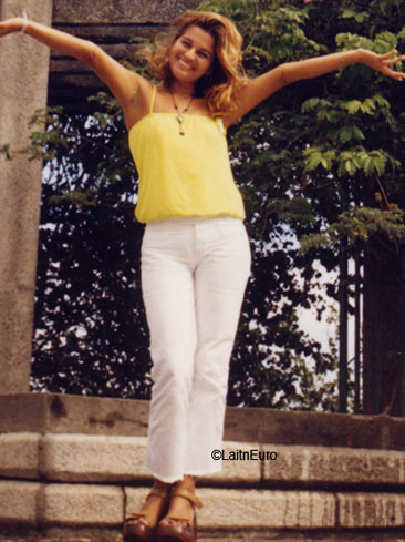 Date this beautiful Brazil girl Nailza from SALVADOR B6306