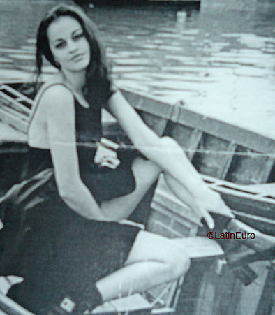 Date this sultry Brazil girl Luciana from SAO PAULO B6339