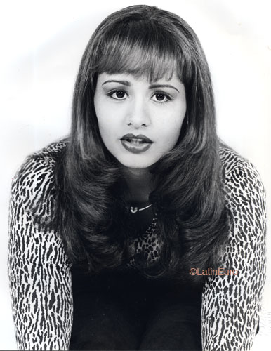 Date this hot Brazil girl Junielda from JATAI B6359