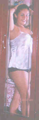 Date this georgeous Brazil girl Kelly from HELIOPOLIS B6378