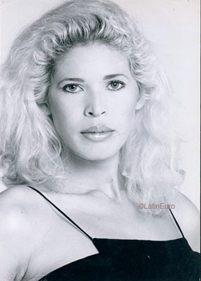 Date this delightful Brazil girl Edineide from SAO PAULO B6472