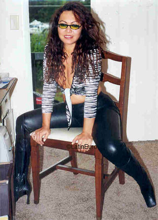 Date this nice looking Brazil girl Maria from FORTALEZA BR9520