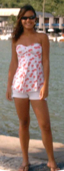 Date this lovely Brazil girl Daniela from  B6483