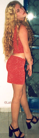 Date this sensual Brazil girl Adriana from CANDANGOLANDIA B6496