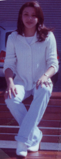 Date this cute Brazil girl Marla from SAO PAULO B6821