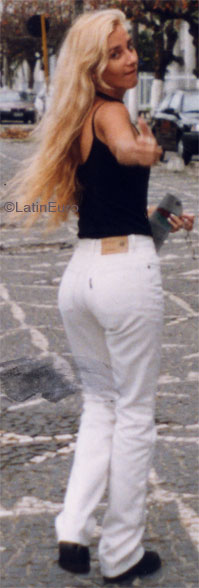 Date this delightful Brazil girl Sallete from GOIANIA B6907