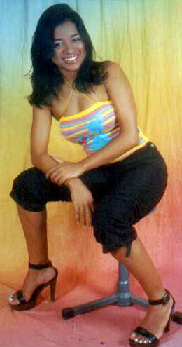 Date this foxy Brazil girl Dayana from IMPERATRIZ B7074