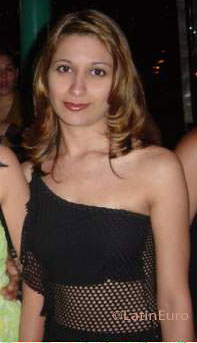 Date this beautiful Brazil girl Evelyn from SAO CARLOS B7118