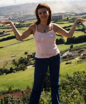 Date this stunning Brazil girl Valquiria from GOIANA B7273