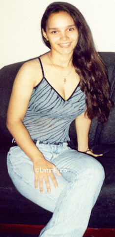 Date this charming Brazil girl Juliana from BLUMENAU B7415