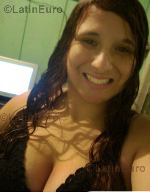 Date this foxy Brazil girl Danila from Ourinhos B744