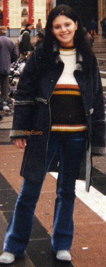 Date this delightful Brazil girl Vanessa from SAO PAULO B7477