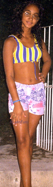 Date this georgeous Brazil girl Nijany from RECIFE B7488