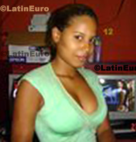 Date this hard body Brazil girl Lays from Recife B74