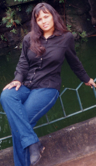 Date this hot Brazil girl Luci from NOVA IGUACU B7501