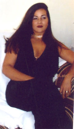 Date this lovely Brazil girl Sandra from GOIANIA B7515