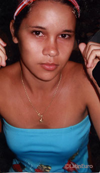 Date this attractive Brazil girl Rosilene from ANANINDEUA B7567